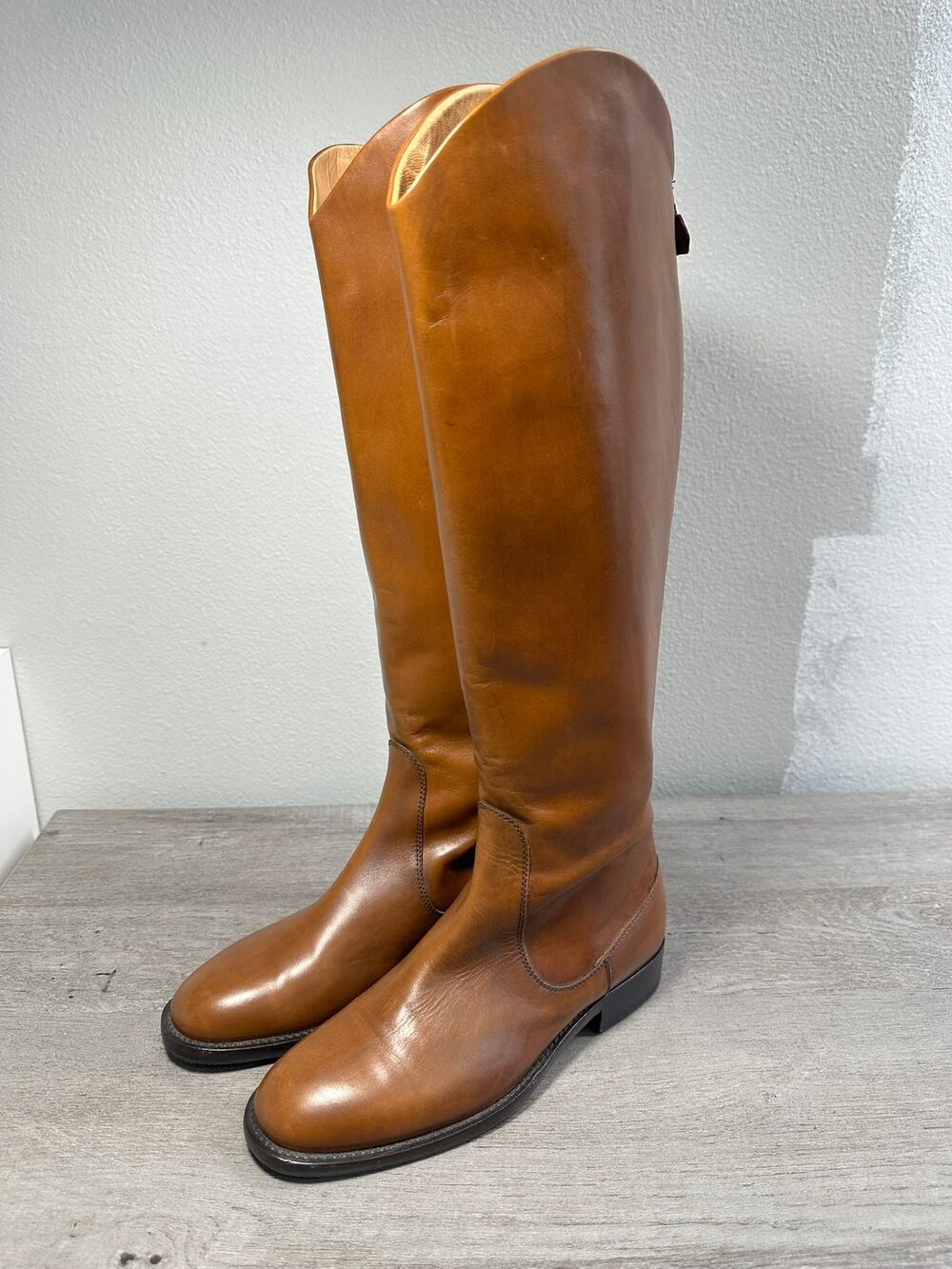 Mara Bini Brown Leather Riding Boots Back Zipper 37 1/2 or 7 Made in Italy